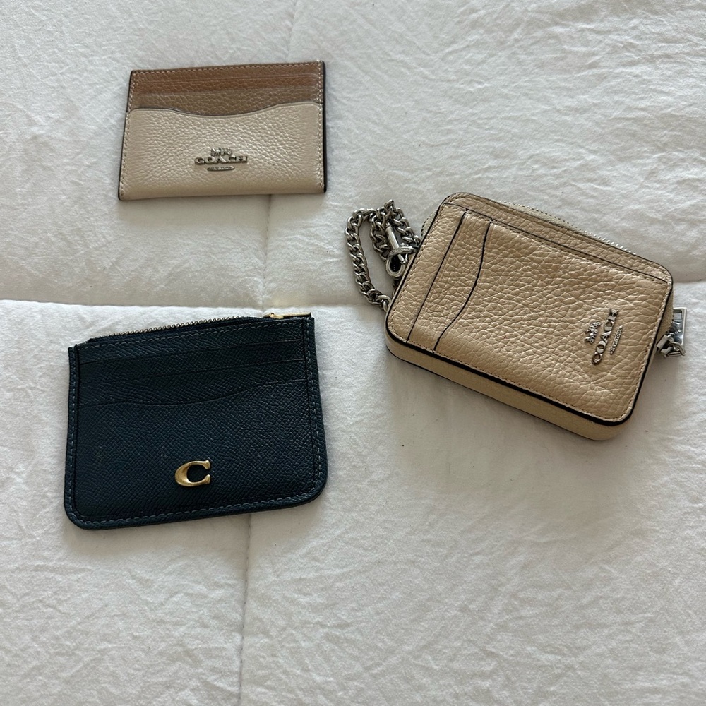 Coach Cream and Tan Leather Set with Chain